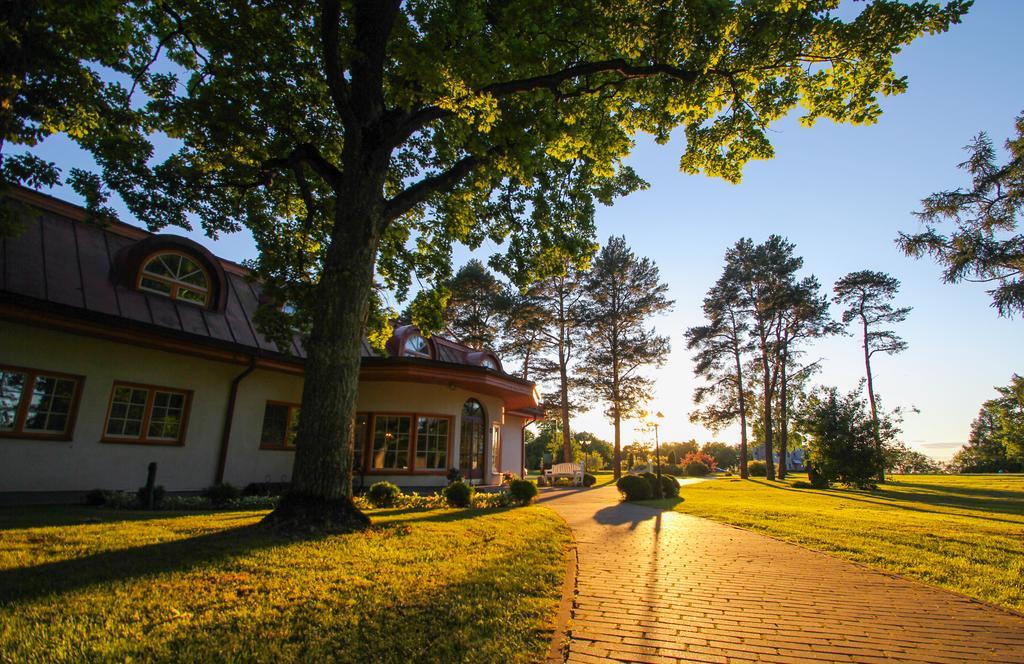 Saka Manor Otel Dış mekan fotoğraf